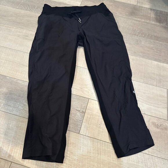 LULULEMON WOMENS STUDIO PANTS JOGGERS BLACK SIZE 12 - Picture 2 of 8